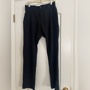 Men’s black Under Armor golf pants